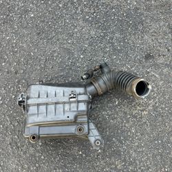 Air filter box with original intake pipe
