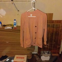 Medium Long Sleeves Fuzzy Sweatshirt Buttoned Up Two Pockets In The Front Pink Made From A New Day