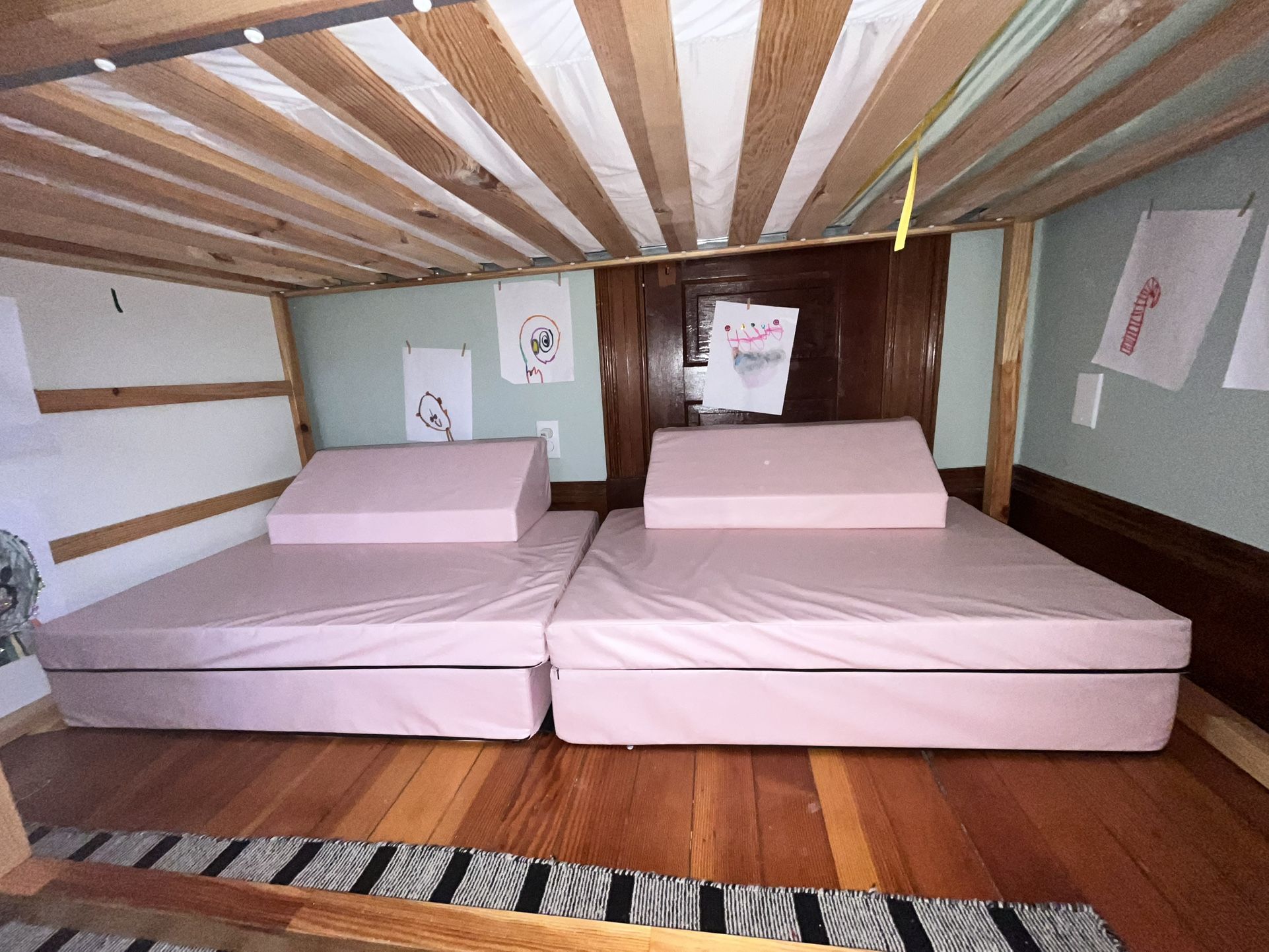 Foamnasium Blocksy Kids Couch