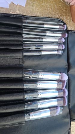 Makeup Brushes $5