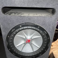 Kicker CvR 10’ With Box
