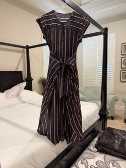 Women’s Vince Camuto black, white and red striped dress size 2  $15
