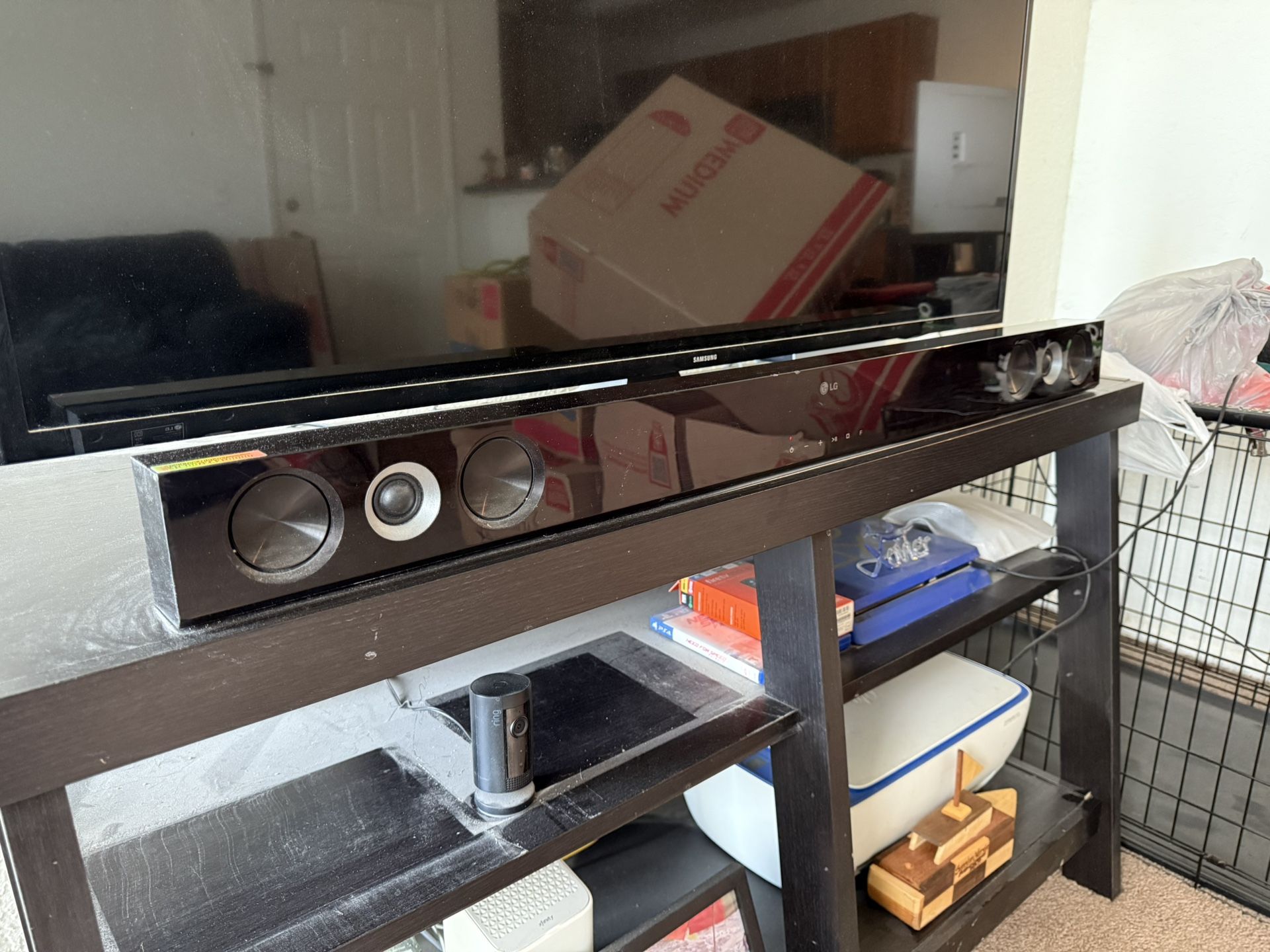 LG Soundbar W/ Subwoofer