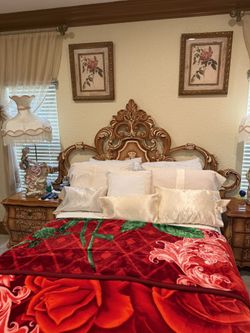 Luxury Ornate Furniture Set Bedroom Dining Living Room Solid Wood Excellent Condition