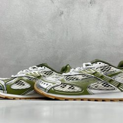 B.OTTEGA V.ENETA Orbit Runner