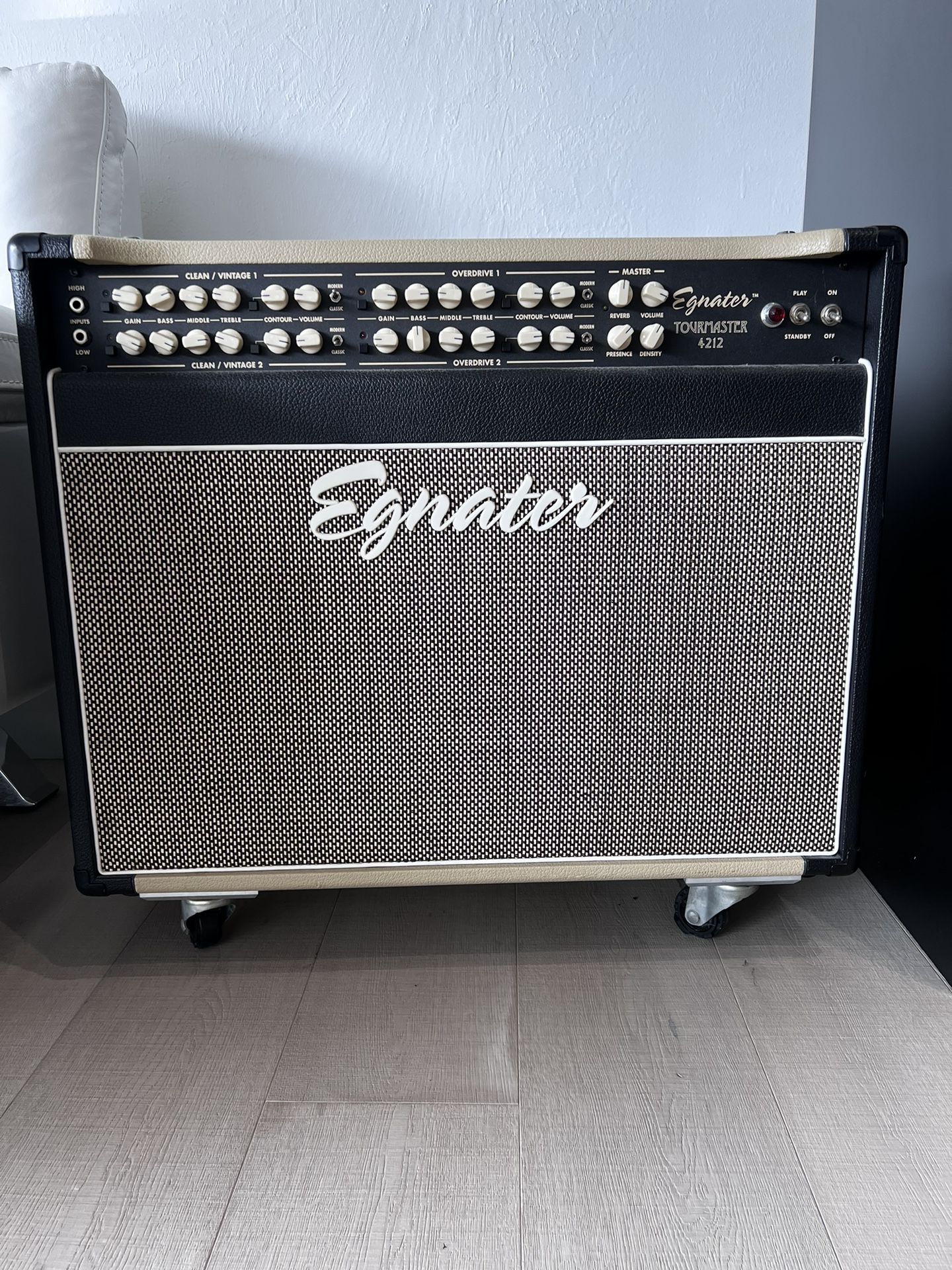 Egnater Guitar Amp. $900 Adjustable 10-100watt