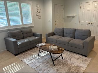 Couch set