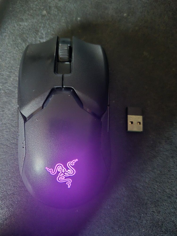 Razer Viper Ultimate Wireless 