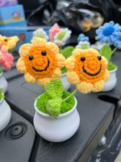 Knitting Crochet Flowers Cute Sunflower Potted Flower,Gift for Birthday, Teacher’s Day, Graduation, Anniversary, Christmas, Decor for Car Dashboard,Ho