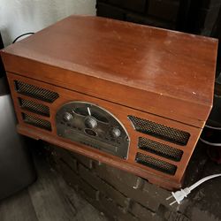 Record/Cassette And Radio Player