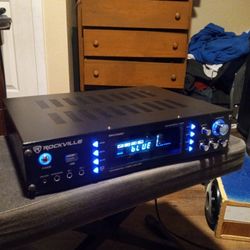 Rockville Professional Blue Tooth Receiver Amplifier Sounds Great 60 Bucks Cash