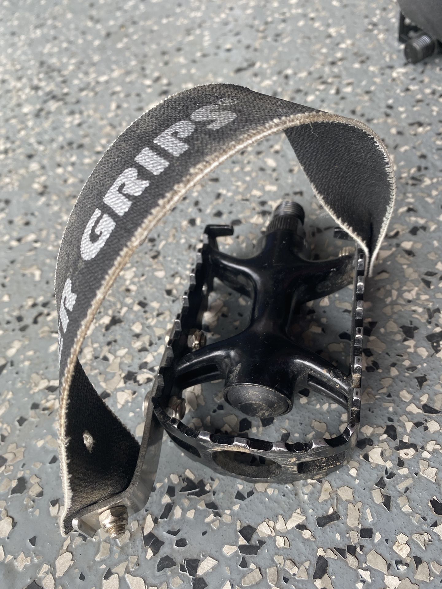 Pedals With Power Straps