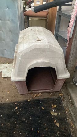 Doghouse