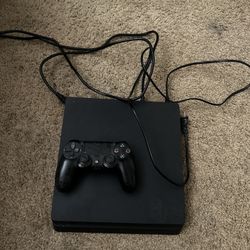 PS4 Slim