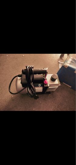 Pittsburgh automotive 2.5 CFM vacuum pump tool