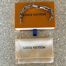 Louis Vuitton Monogram Chain Bracelet (Silver)