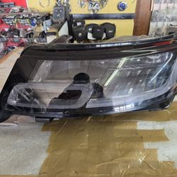 2018 - 2022 range rover sport left headlight
