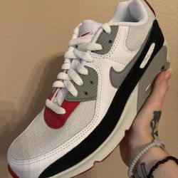 Nike Air Max 90 Leather GS ‘Photon Dust Grey'