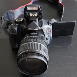 Canon EOS Rebel T3i