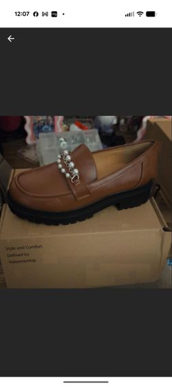 Brown Platform Loafer with Pearl Chain Detail