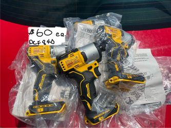 Brand New Dewalt  20v  DCF840   Impact Driver  w/belt clip     Tool Only