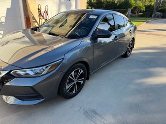 Nissan Sentra Sedan – Gray