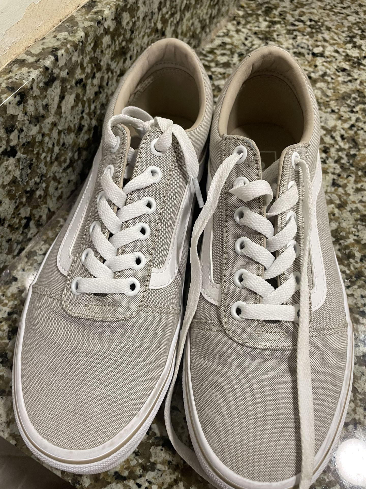 Vans Shoes For Women