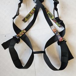 Petzl Simba climbing harness