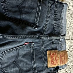 2 Pair Of Young Men’s Levi’s Both 30x32