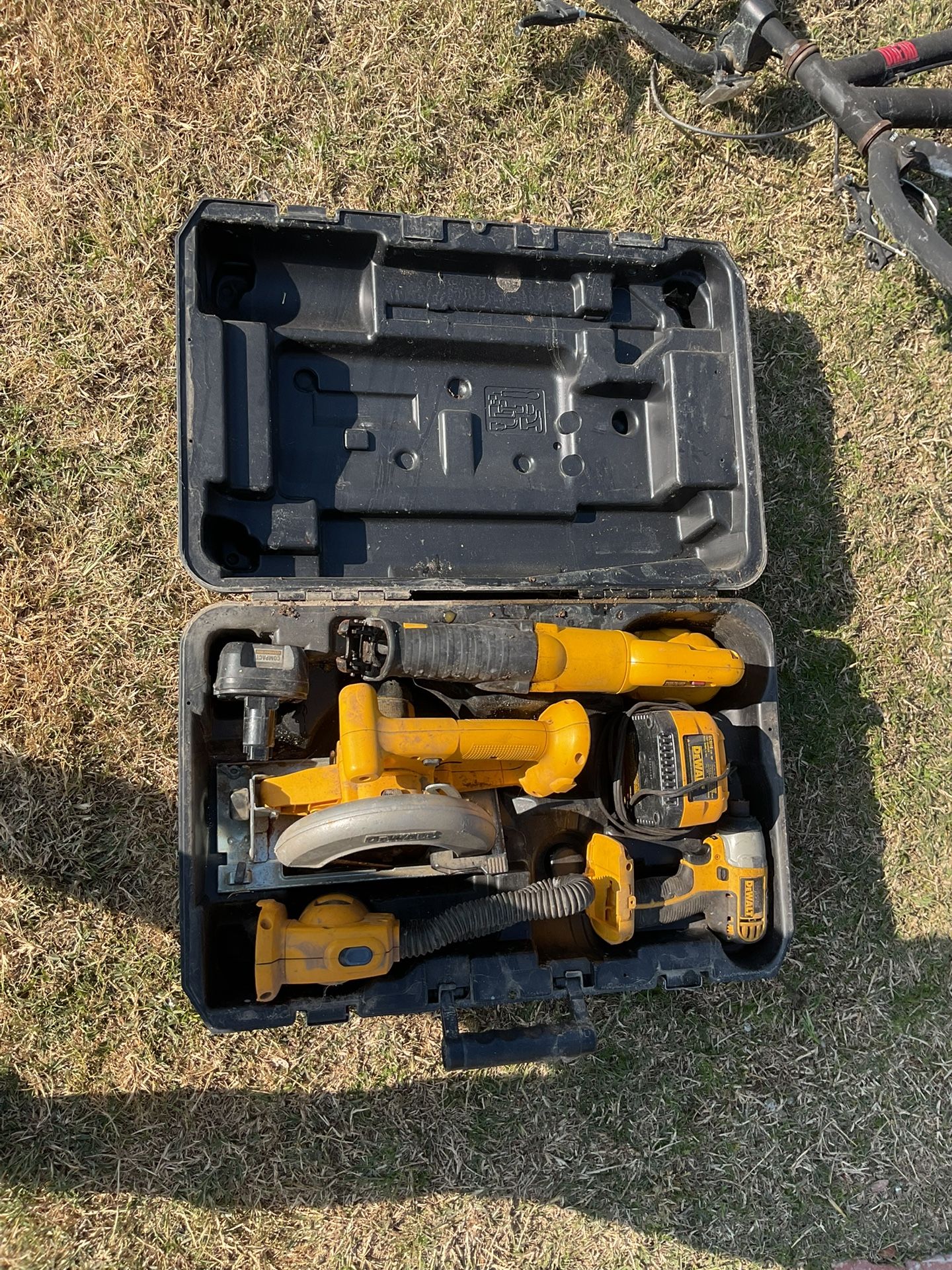 Dewalt