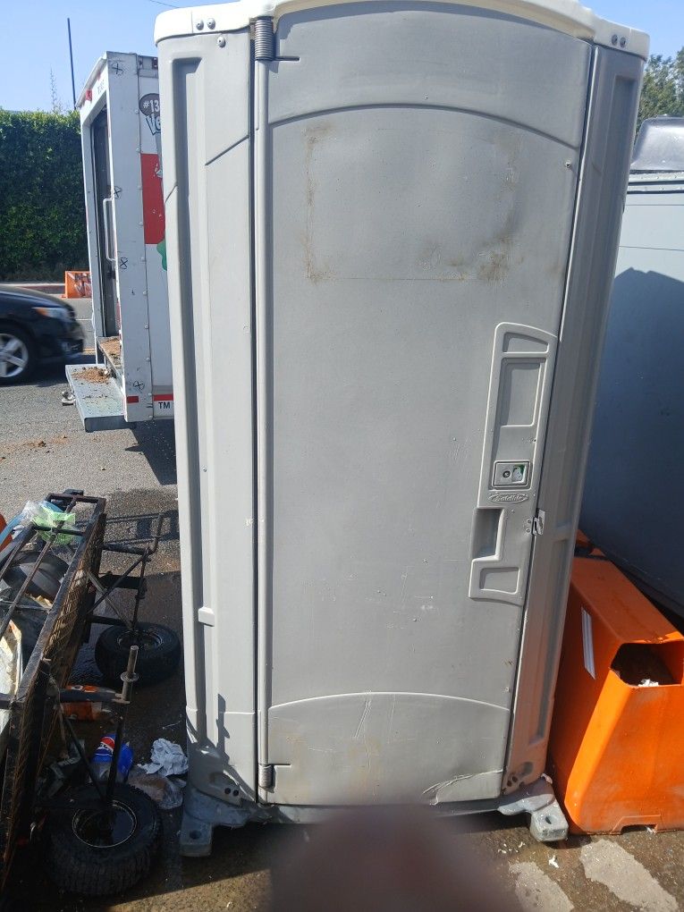Porta Potty