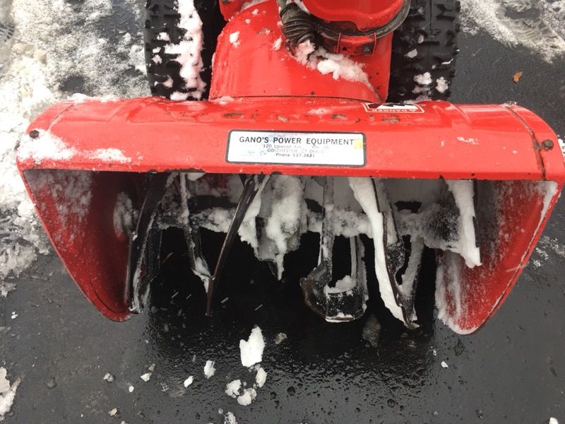 Honda HS80 Snow Blower Electric Start