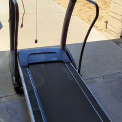 Treadmill/FREE
