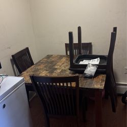 Ashley’s Kitchen Set