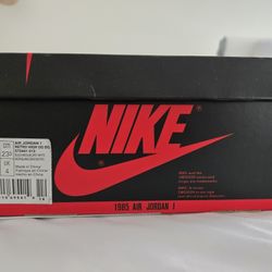 NIKE AIR JORDAN 1 RETRO BRAND NEW
