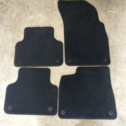 2018 Audi Q7 Carpet Floor Mats