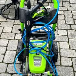Greenworks Pro 2300 PSI Electric Pressure Washer - Complete