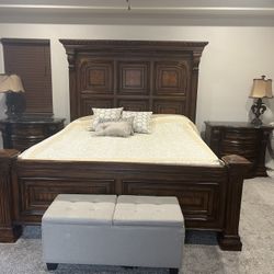 5 Piece Bedroom Set