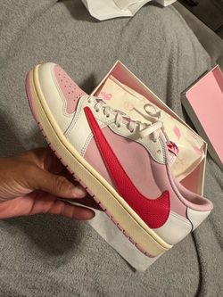 Travis Scott low 1s tropical pink