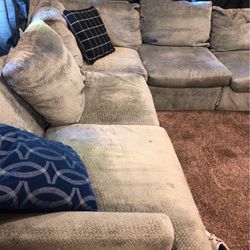SECTIONAL COUCH NEED GONE 