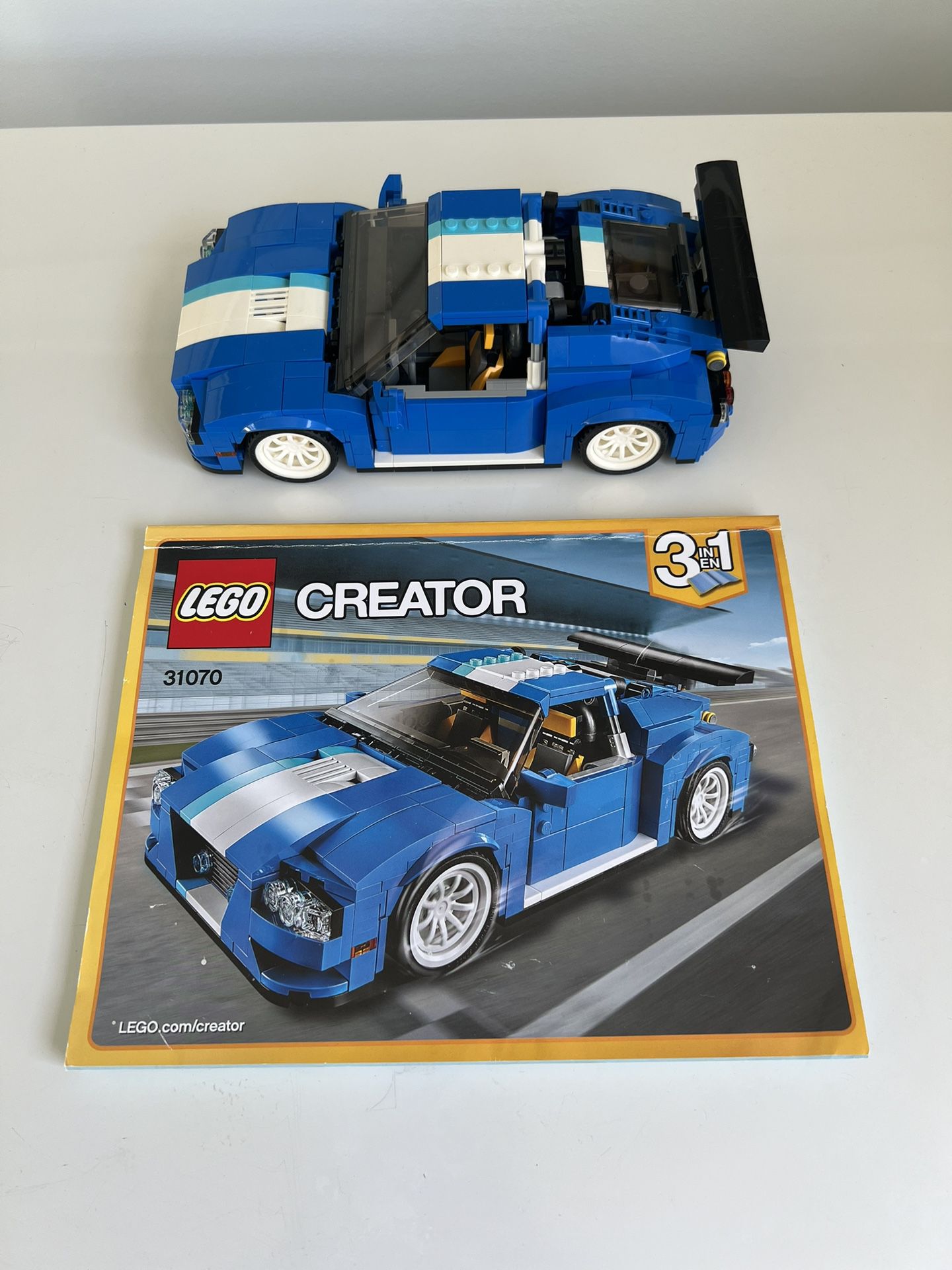 LEGO CREATOR: Turbo Track Racer (31070) Blue Set