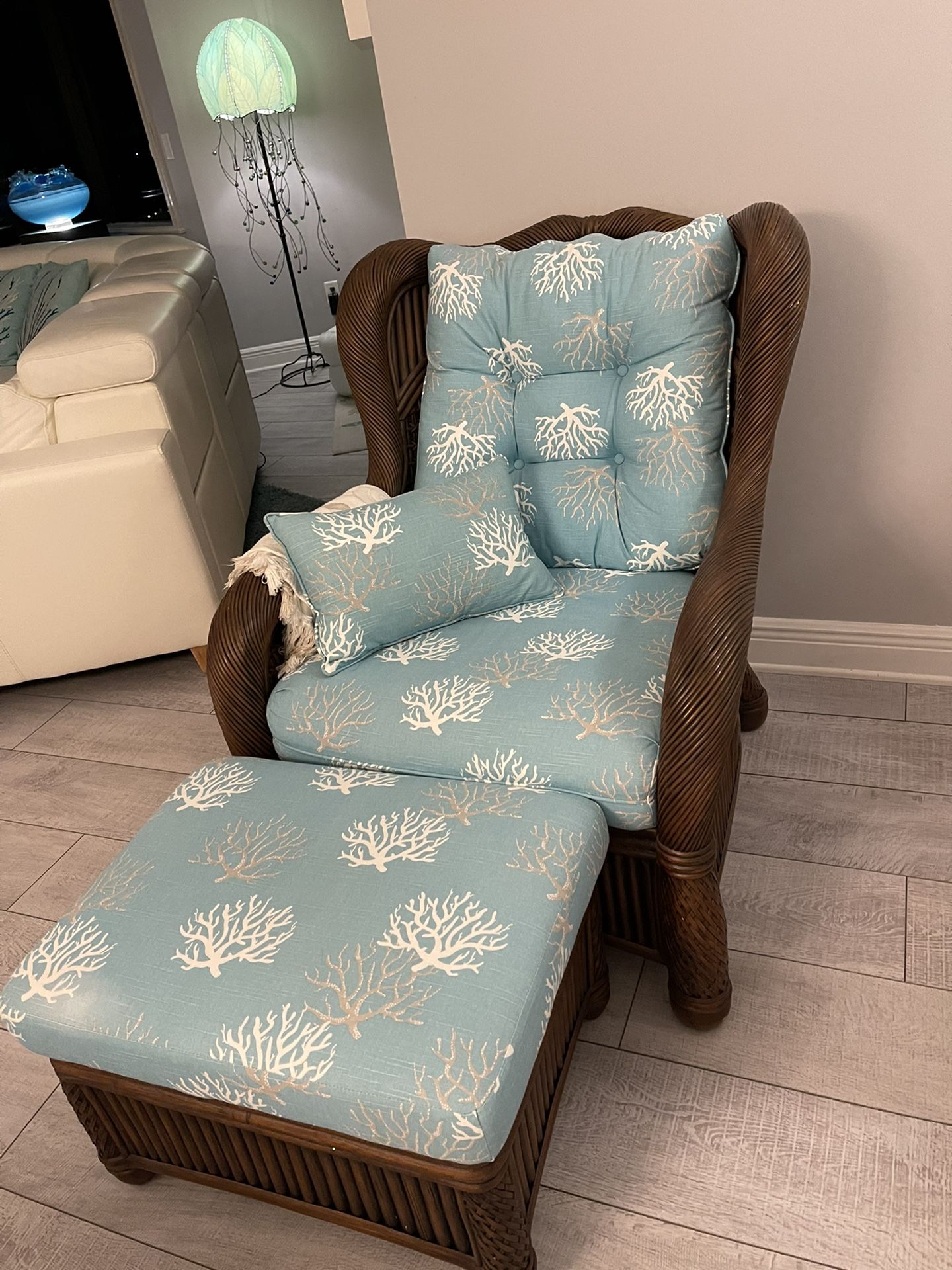 stunning designer high quality chair and ottoman