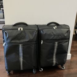 It Luggage Compartment 23”Carry- On 8 Wheels Suitcase Size 23” X 13.75” x 9.5”  Like New  Each $48 