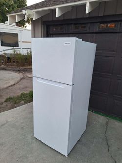 Frigidaire Refrigerator