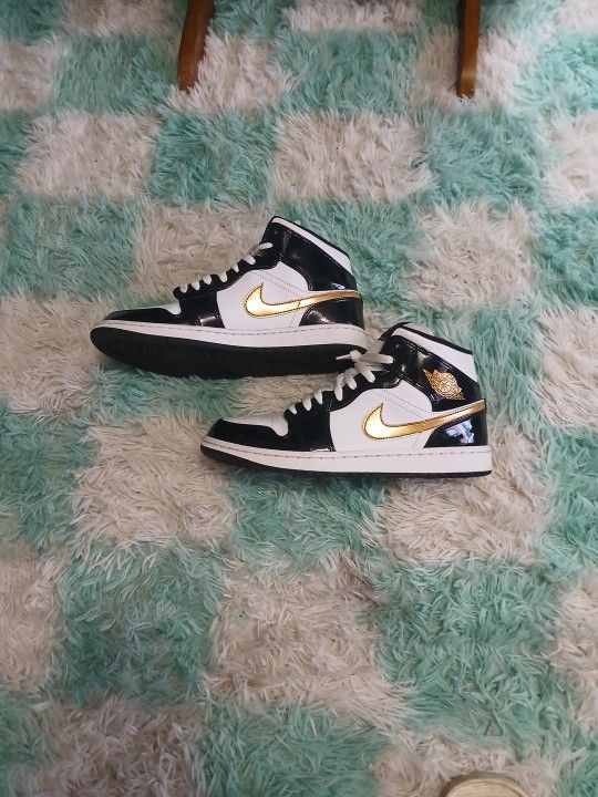 Jordan 1 Black And Gold Patent Leather