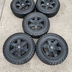 17 Inch Wheels And Tires For Bronco , Chevy Or Gmc 