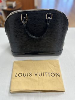 LOUIS VUITTON ALMA EPI BB, USED, IN GOOD CONDITION, W/ DUST BAG NO STRAP, ENTRUPY VERIFIED