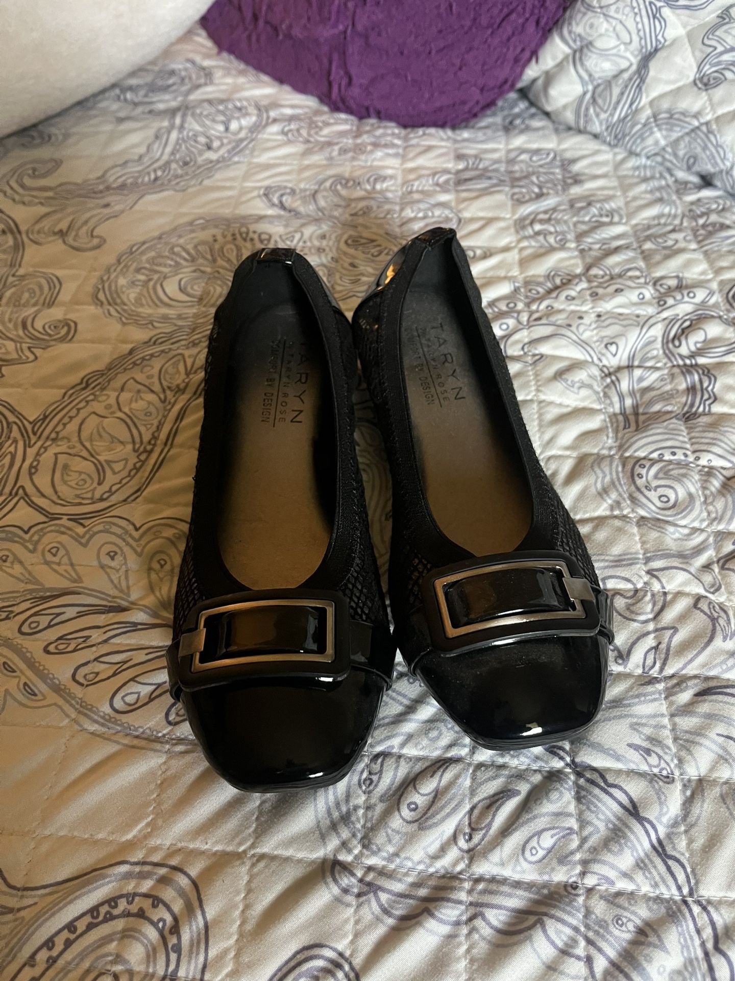 Black Flat Shoes