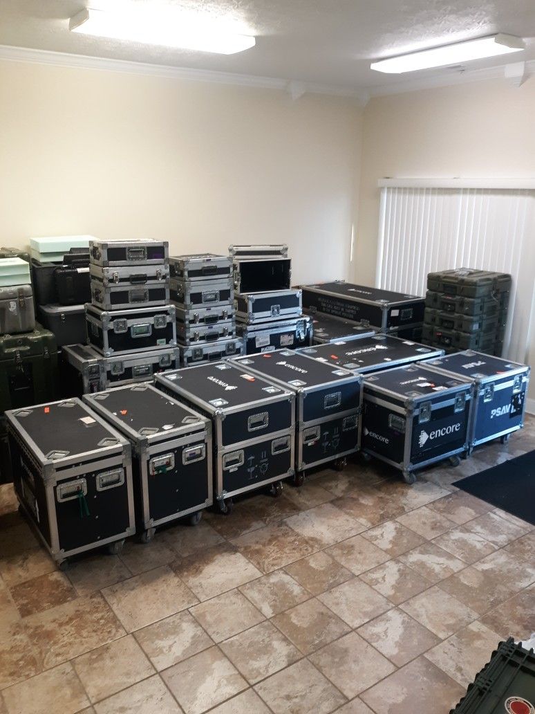 Various Flight Roadie Style cases for Audio Video Music Storage Case