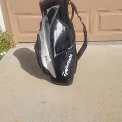 TaylorMade Golf Bag Men's or Women's LIKE NEW